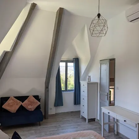De Fleurie - Holiday home *