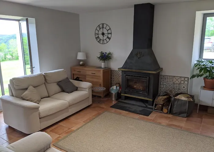 Nyaraló De Fleurie - *